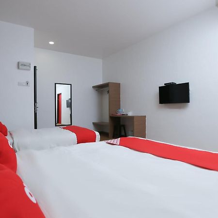 Oyo 89915 East Mount Hotel كوكوب المظهر الخارجي الصورة