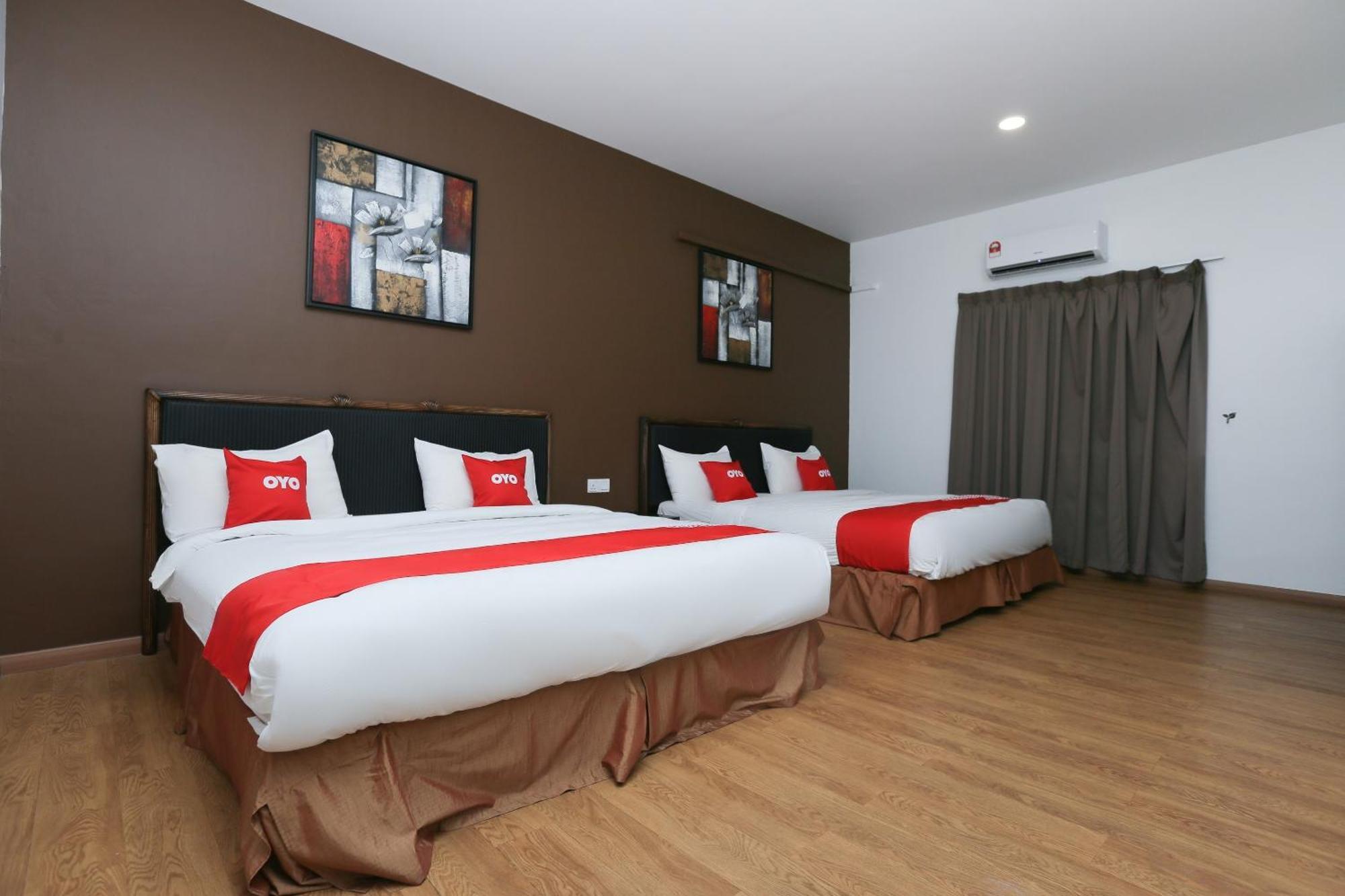 Oyo 89915 East Mount Hotel كوكوب المظهر الخارجي الصورة
