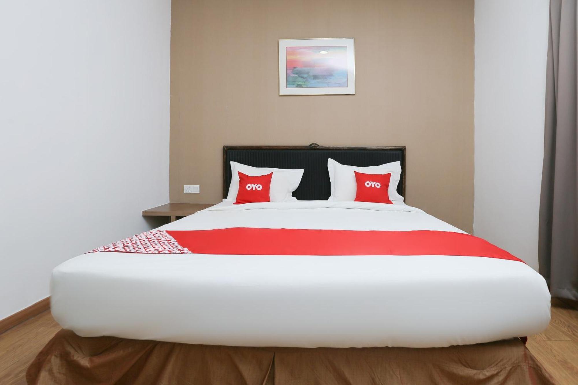 Oyo 89915 East Mount Hotel كوكوب المظهر الخارجي الصورة